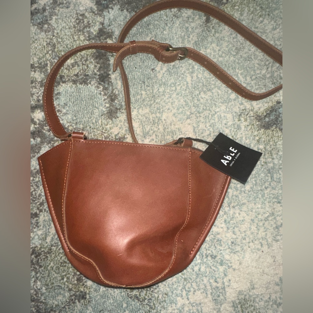 🟠 NWT ABLE LEATHER BAG 🟠 - Picture 3 of 4
